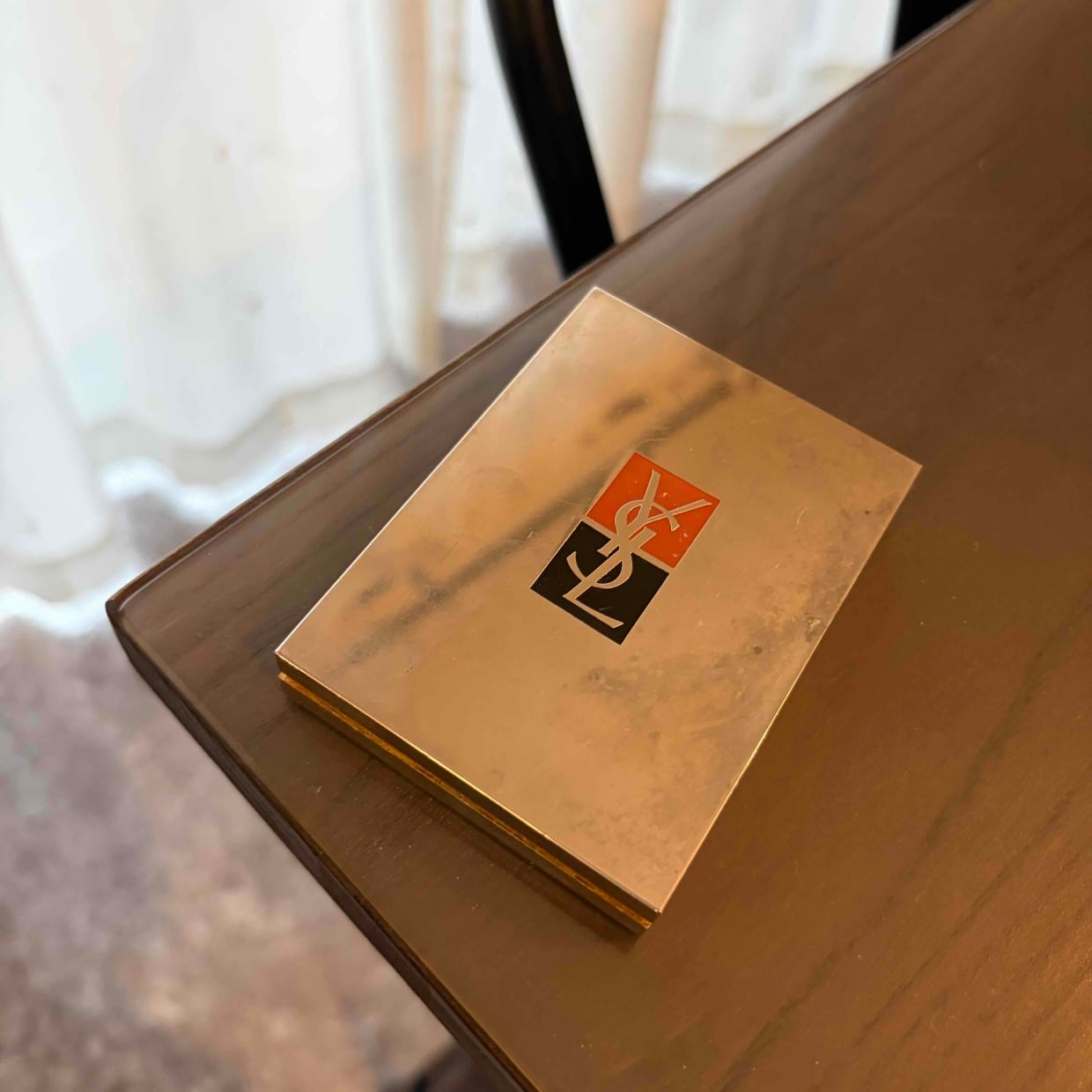  使い終えた「コンパクトケース」の試したくなる“3つの活用術”「意外と入る」「日常使いできる！」 