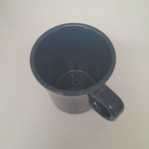 使っていない「マグカップ」にスマホ？発想次第で日常が少し楽しくなる【意外な活用術】