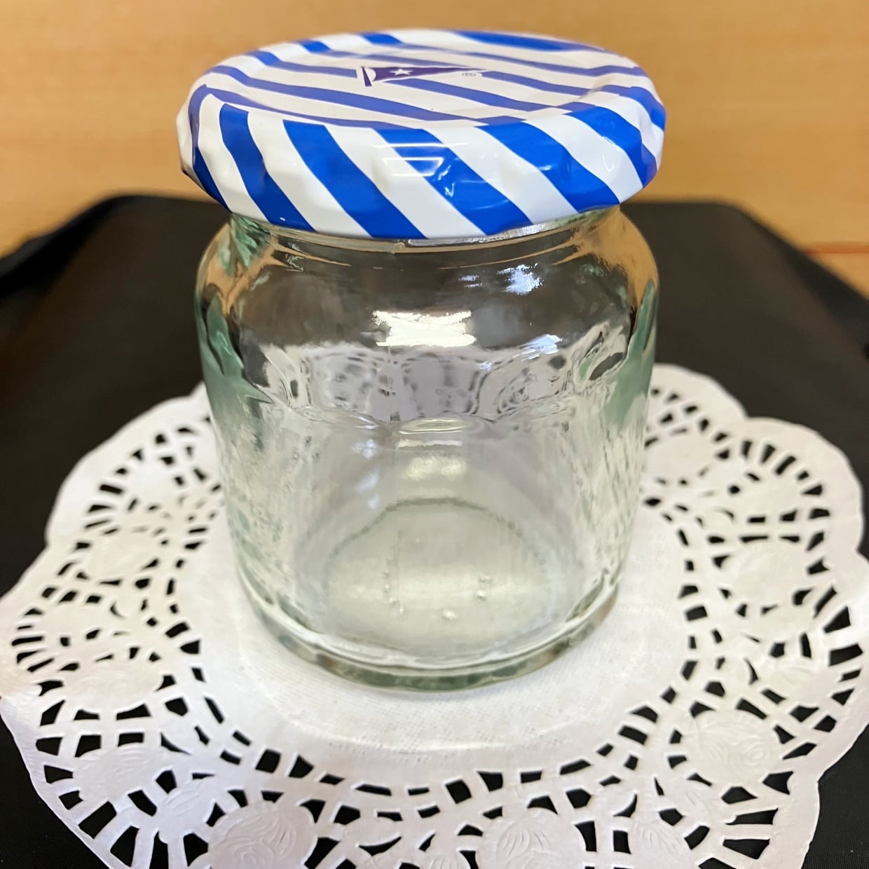  中身が見えて使いやすい！空になった「ジャムの瓶」の今すぐマネしたくなる“活用術3つ” 