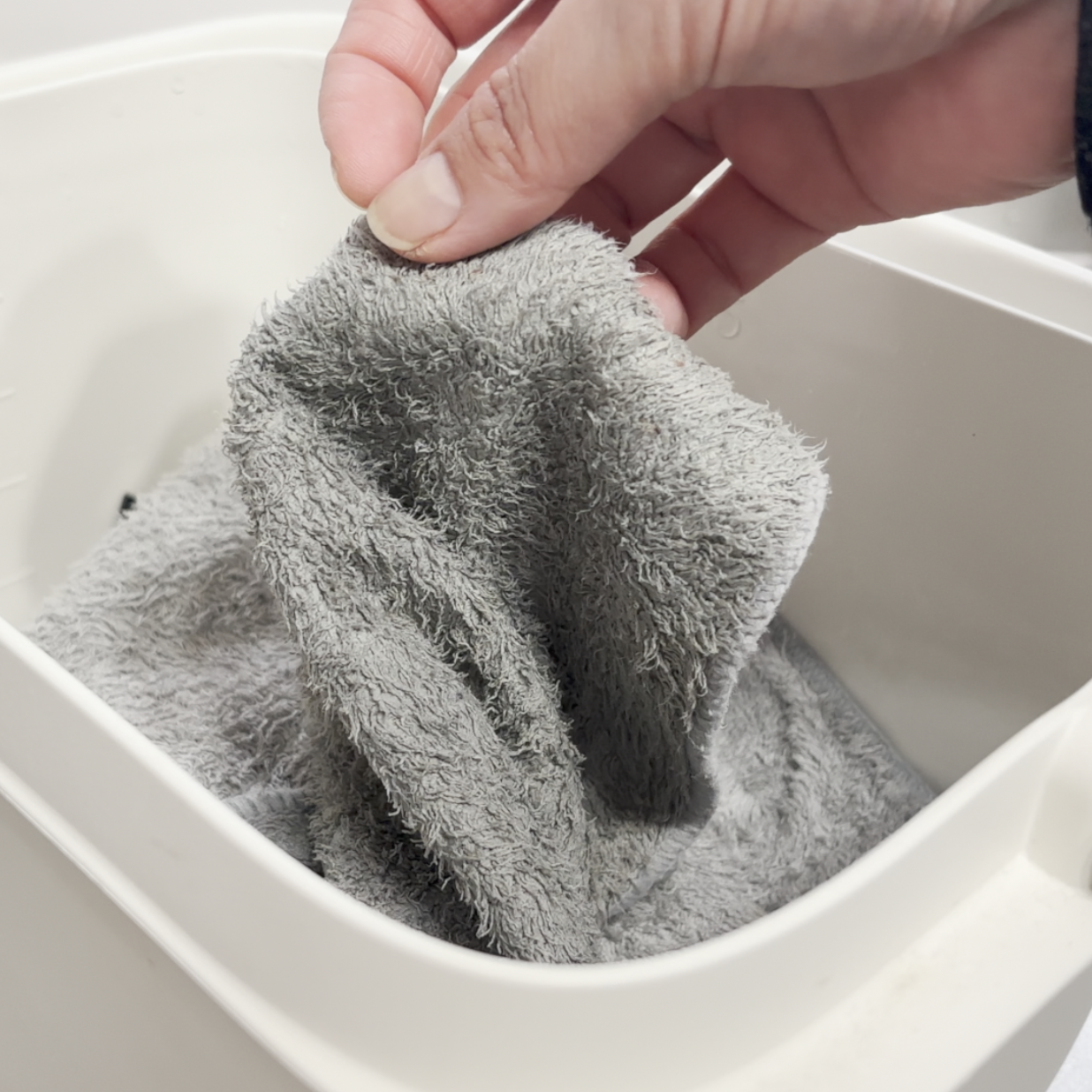  「掃除後のぞうきん」“浸けておくだけ”手間なし簡単ケア「もう臭わない」「習慣にしたい」 