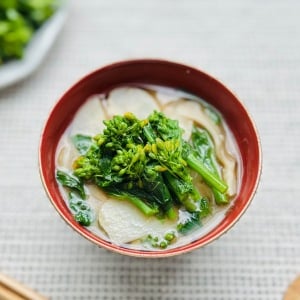 朝のみそ汁に入れるだけ。“食物繊維＋カリウムで体をやさしく整える春の3つの食材”とは？