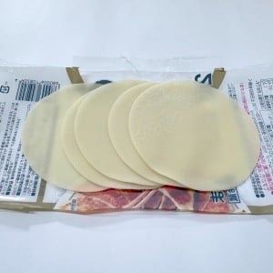 いつも数枚余ってしまう「餃子の皮」→オーブントースターで作れる“簡単ミニピザ”レシピ「子どもが喜ぶ」