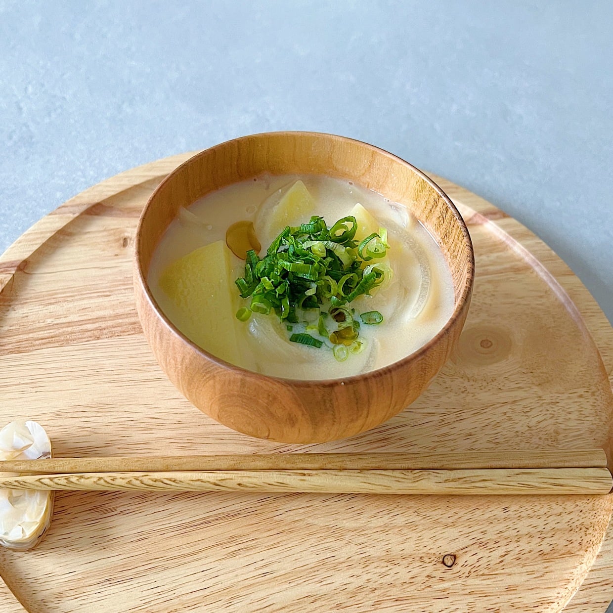  夜のみそ汁に足すだけ。腸内環境が整う“3つの食材”「なんとなく眠れない日に」 