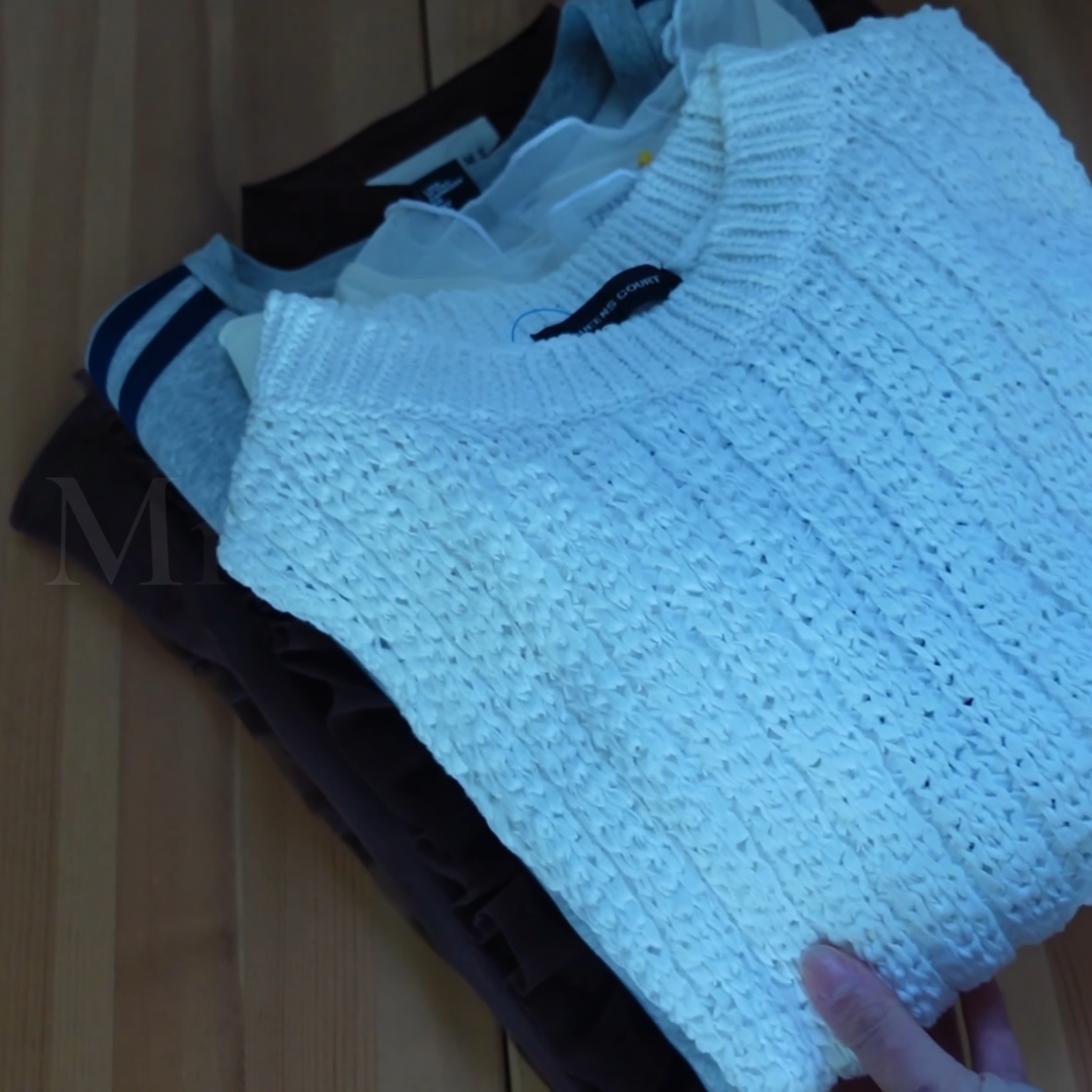  【BOOKOFF】古着を使って春支度！おしゃれな大人の着こなし術3選 