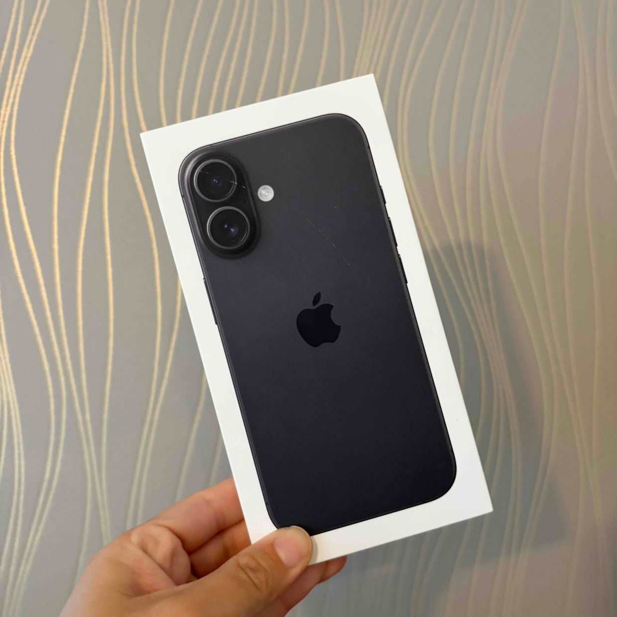  「iPhoneの空ケース」が“引き出しの中で活躍する”意外な使い道「バラバラにならない」 