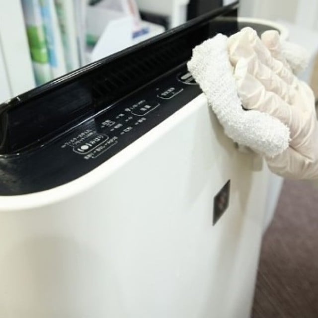  春の花粉対策に役立つ「空気清浄機」の簡単お手入れ術「月1目安に」「持ち込まないことも大事」 