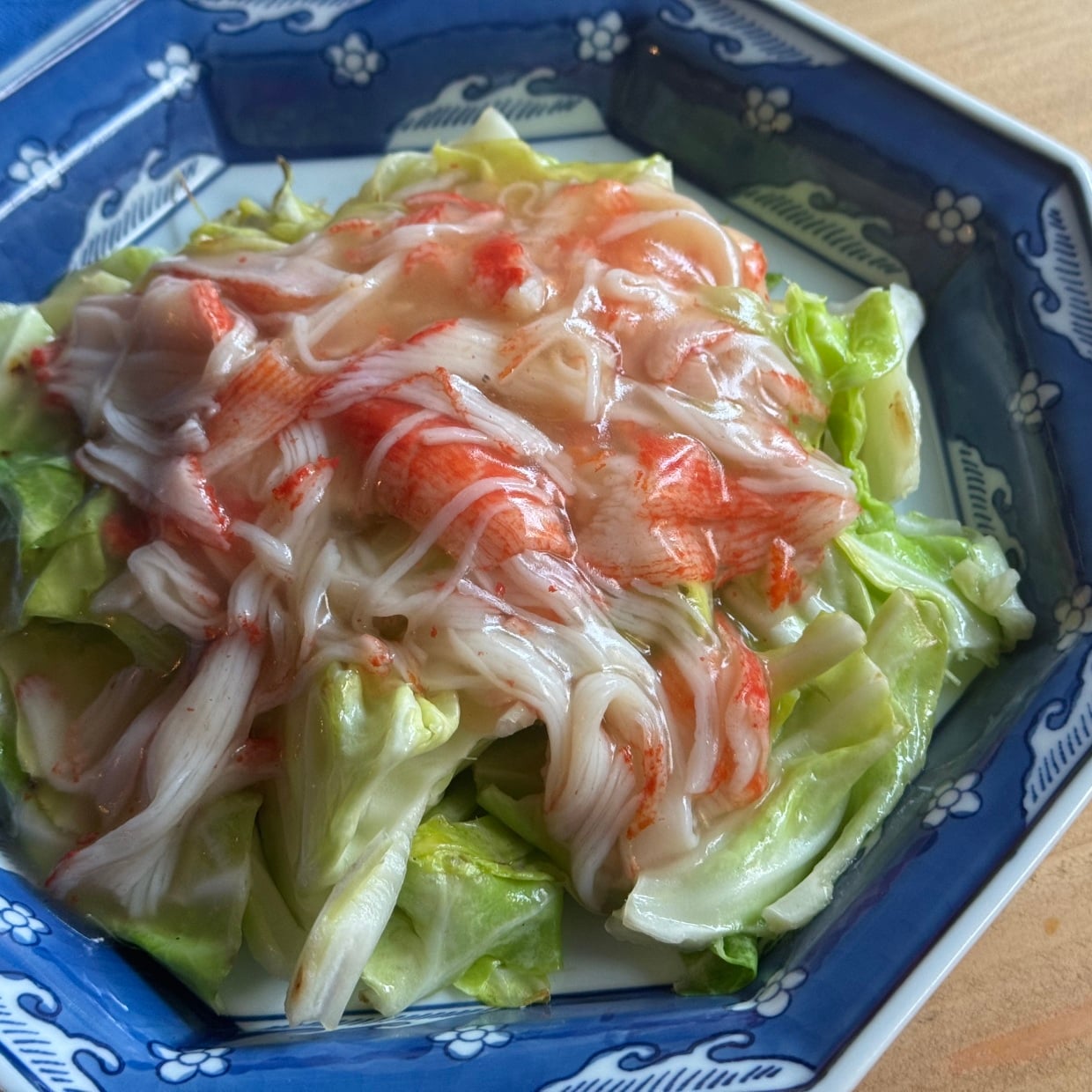  ひと手間で全然違う！旬の春キャベツのおいしい食べ方「箸が止まらない」「包丁要らず」 