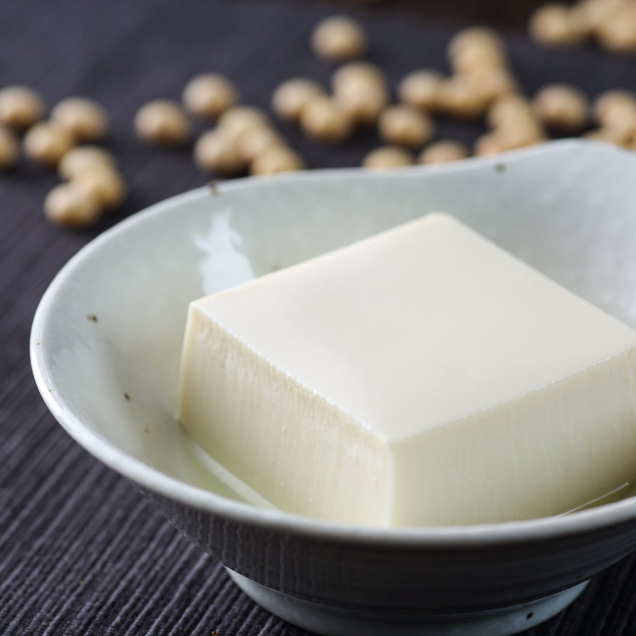  次の給料日前は慌てない。「食費が少ない人」がよく作る“メインおかず”3つ「節約と食べ応えの両立」 