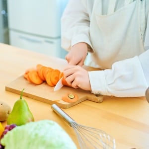 節約主婦が教える、材料ひとつで作れる“コスパのいい副菜”3つ「お給料日前に」「満足感はキープ」