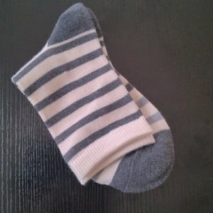 仕切りがいい！「履かない靴下」が“かわいい収納アイテム”に変身する意外過ぎる発想「完全オリジナル」