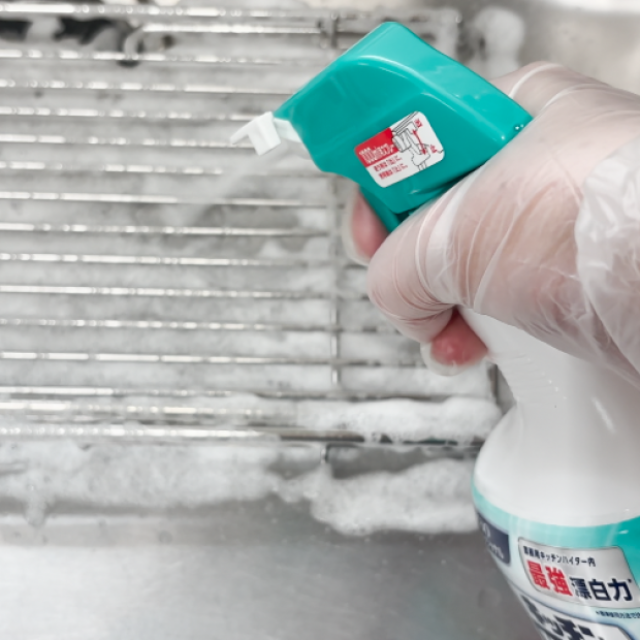  こすらず待つだけ！“水切りカゴ”のぬめりをラクに落とす掃除術「清潔！」「ピカピカに蘇る」 