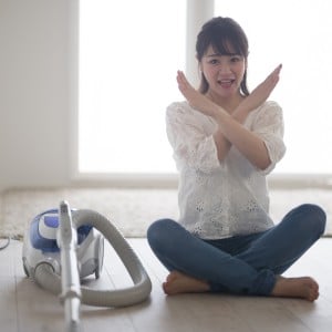 「電気代が高い人」が“掃除機がけ”でやりがちな“3つのNG”「準備が大事」「家事負担が減る」