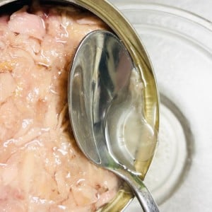 もう捨てないよ。「ツナ缶の油」と混ぜるだけで完成！節約＆無駄なしの【おいしい使い方】