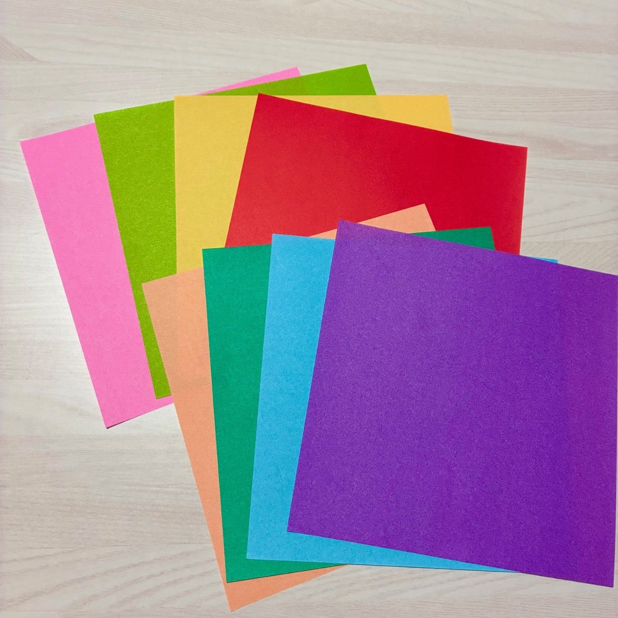  ひと目で気持ちが伝わる！“折り紙1枚”で作るメッセージカード入れ「本当に1枚？」「簡単なのに可愛い」 