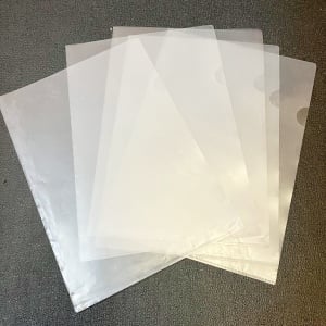 結局使わないよね…と思ってた「クリアファイル」が不便を解消する⁉︎「想像以上」「3つ入って実用的！」