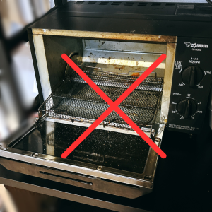 多くの人がやっている。掃除のプロが教える「オーブントースター掃除」の3つのNG