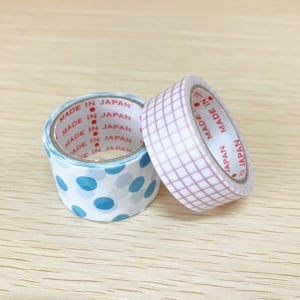 つい見失う“アイテム”に「マスキングテープ」を貼るだけで…？「もう迷わない」「一瞬で分かる」