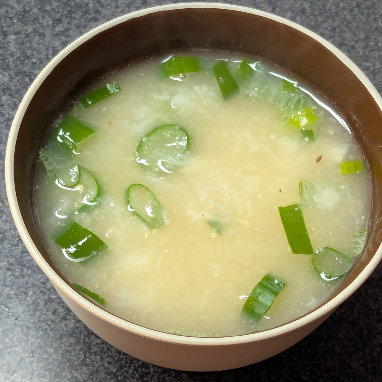  山芋の味噌汁は“順番”が大事。とろとろ食感になるコツ 