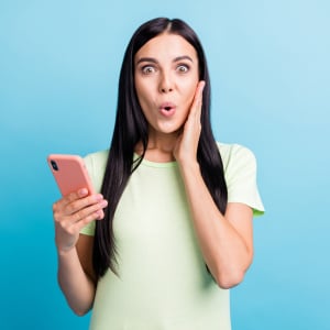 もう勝手に動画が再生されない。【YouTube】の自動再生をオフにする方法「通信量もムダにしない」