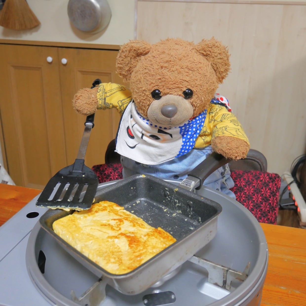 「1パック入れるだけ」いつものだし巻き卵がふわふわしっとり食感に変わる食材「料亭気分を味わえる」