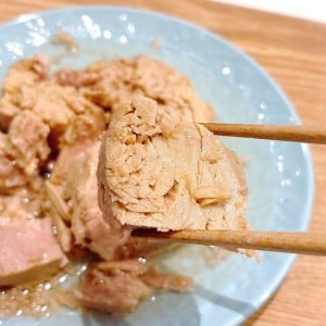 缶詰のレベル超えてるじゃん…。“ほぼマグロ”な【ドンキの贅沢な塊ツナ缶】に驚愕