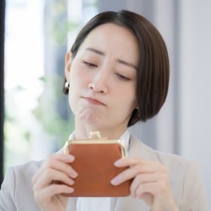 今から知って不安を減らそう！40代女性が知っておきたい“お金の知識3選”