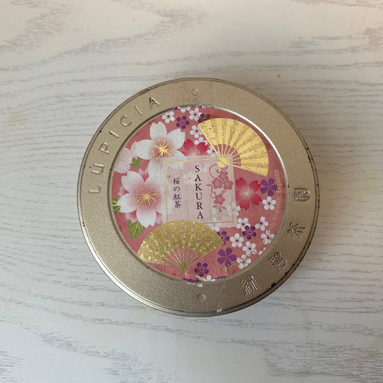  「ルピシアの空き缶」にジャストフィット収納できるもの「すっきり！」「見た目もおしゃれ」 