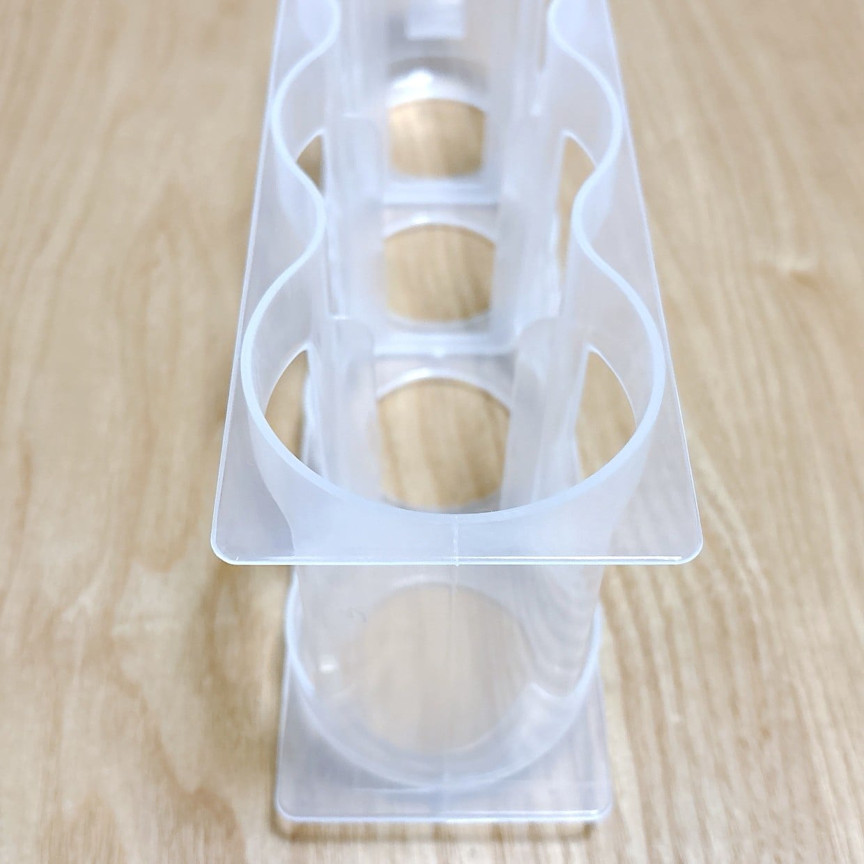  ダイソー「缶ストッカー」缶以外で“ピッタリ収納できる”意外なアイテム「サイズがちょうどいい」 