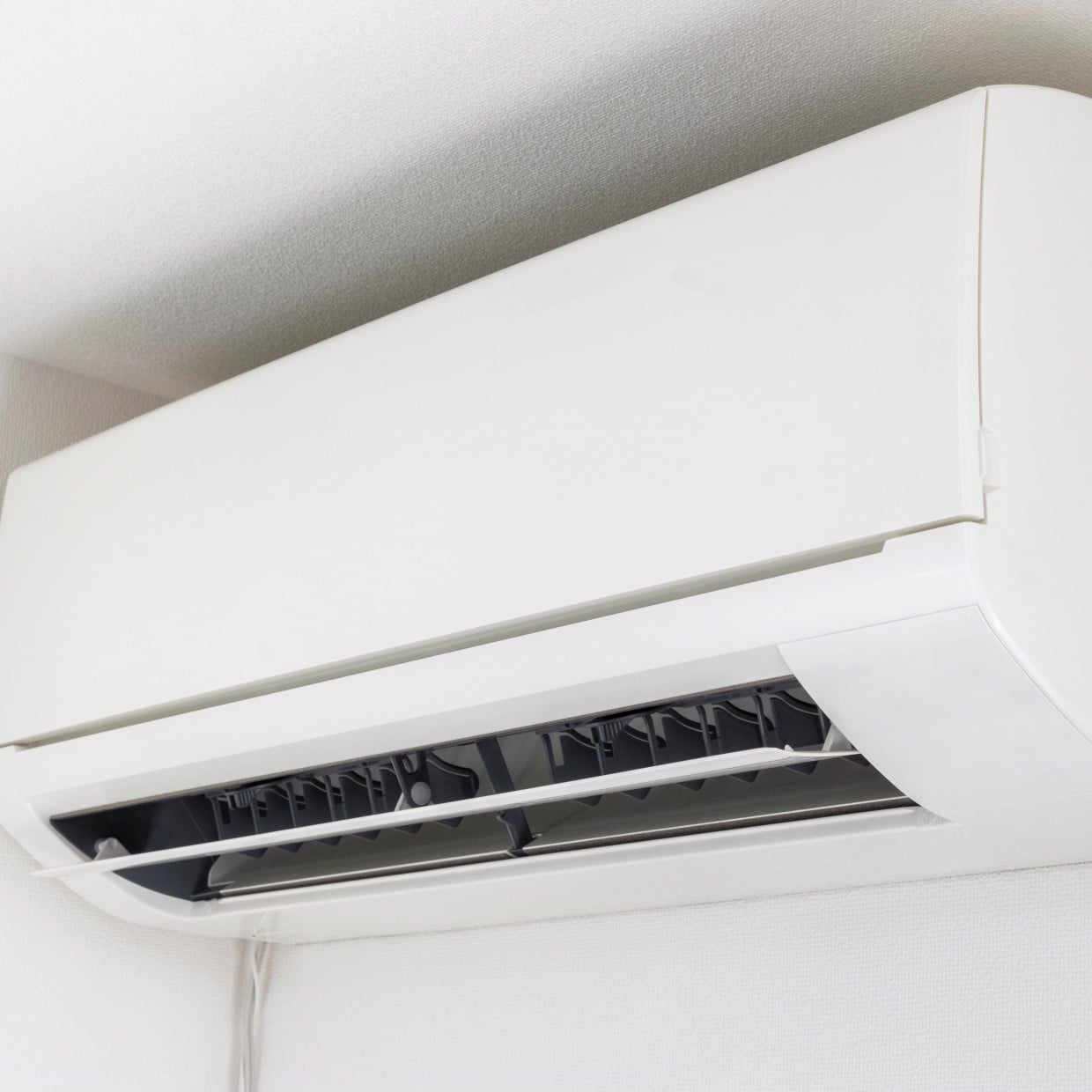  エアコン内部の「送風ファン」の汚れを防ぐ“3つの対策”「夏が始まる前に」「運転効率にも影響する」 