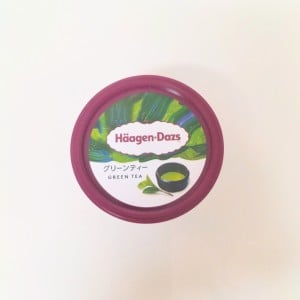 なんとなく捨てなかった人、正解です！食べ終えた「ハーゲンダッツのふた」の“便利な使い方2つ”