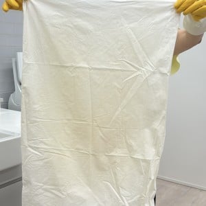 “黄ばみ”を通り越して茶色くなった「枕カバー」の汚れどこまで落ちる？洗濯のプロが教えるリセット術