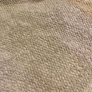 なぜかタオルがゴワゴワ…。ふつうに洗った“タオルがゴワつく原因”「夫にも教える」