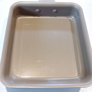 「どんだけ滑るの⁉」「気持ちいい」【ドン・キホーテ】卵が“するん”と剥がれる「エッグパン」