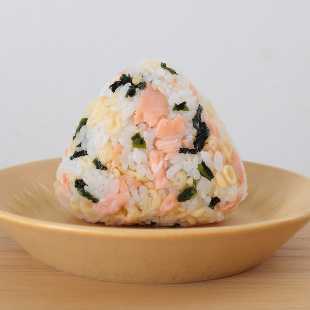  朝「おにぎり」に入れると満足感が上がる。“ミネラルがたっぷりな食材” 