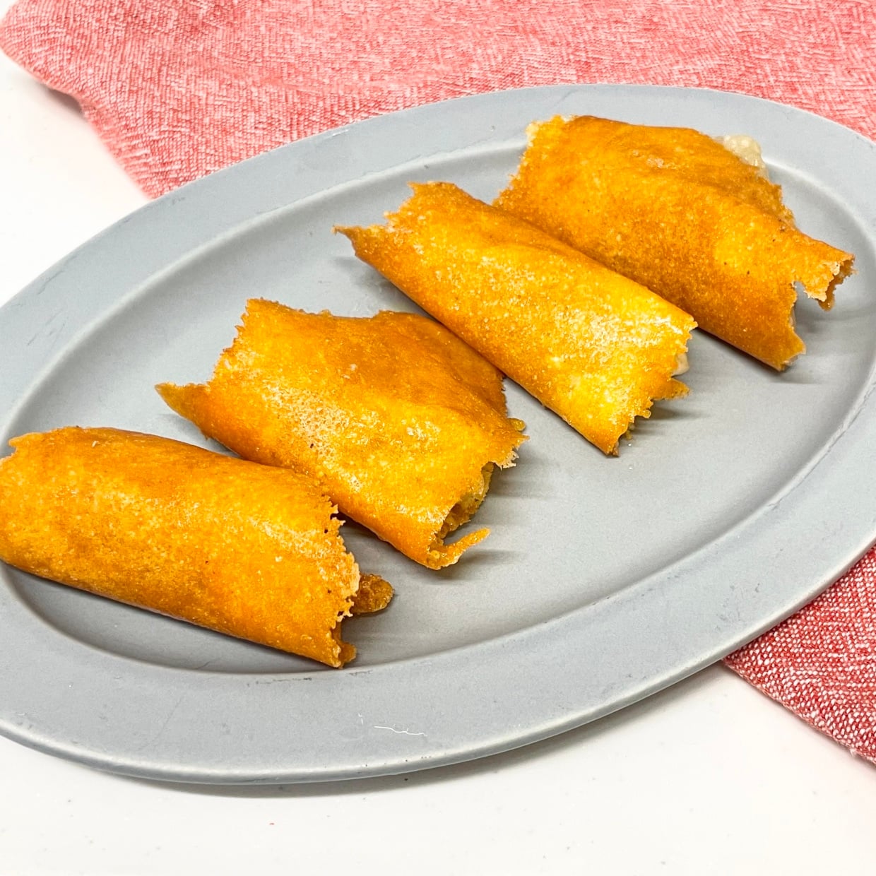  混ぜて焼くだけ！「えっ豆腐なの？」「まるでおもち」おつまみ10分レシピ 