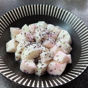 朝「山芋」を切って漬けるだけ！食が進む調味料の組み合わせ「夜は出すだけ」「一度食べると止まらない」