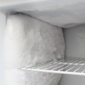夏前に知っておきたい。なぜか「冷凍室の霜」が増える“3つの落とし穴”