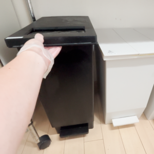 ベタつきや液漏れが気になる「ゴミ箱まわり」を拭いて整える“小さなついで掃除”