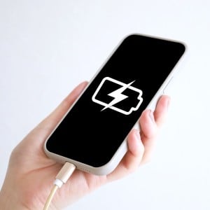 【iPhone】「バッテリーが長持ちする人」は知っている。今すぐ見直したい“2つの設定”