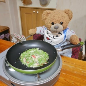 水菜がモリモリ食べられる。混ぜて焼くだけの水菜チヂミ「お箸が止まらない」