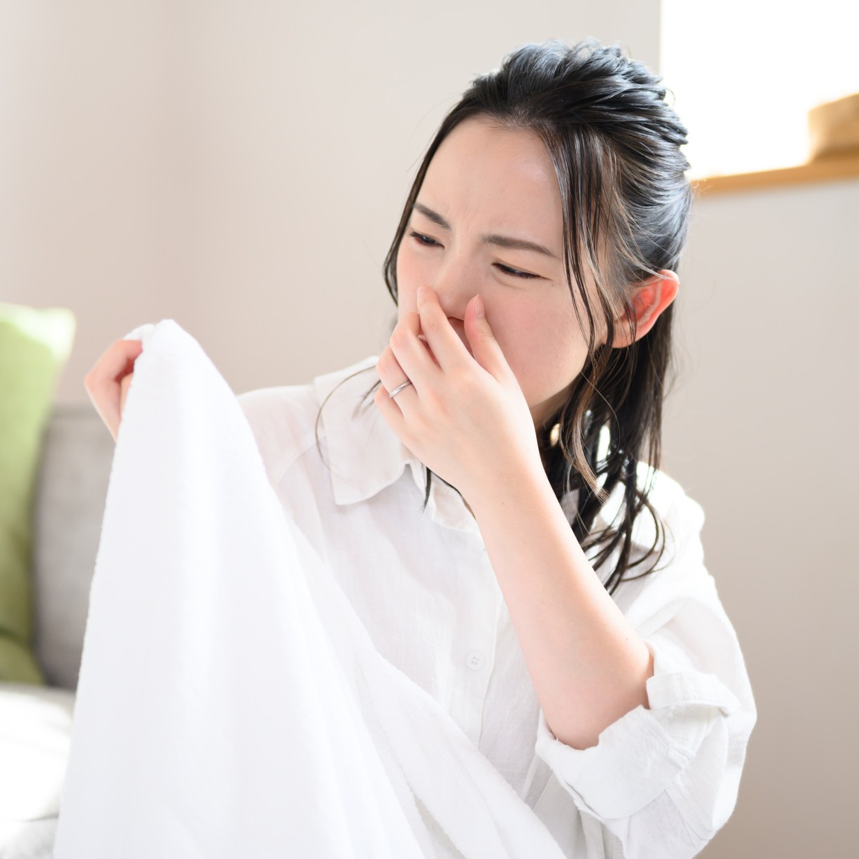  「えっ洗い方が原因だったの!?」生乾き臭を撃退する3つのコツ「梅雨でも快適」 