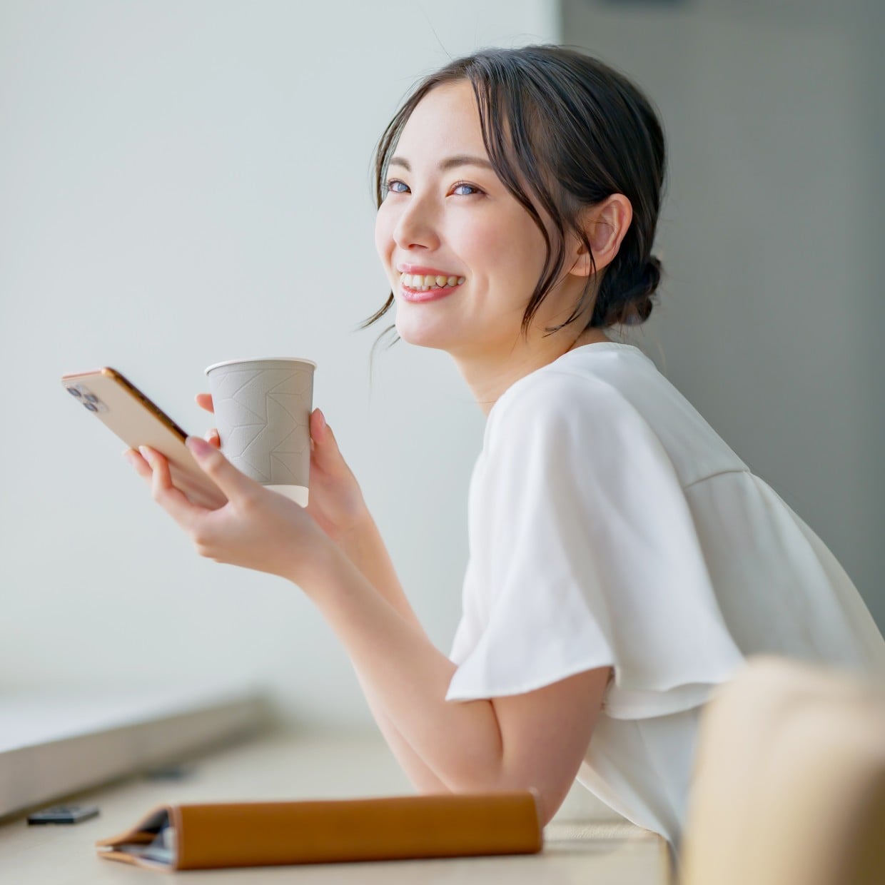  「大きく変えなくていい」幸福度が高い人が願いを実現する“小さな行動習慣5つ” 