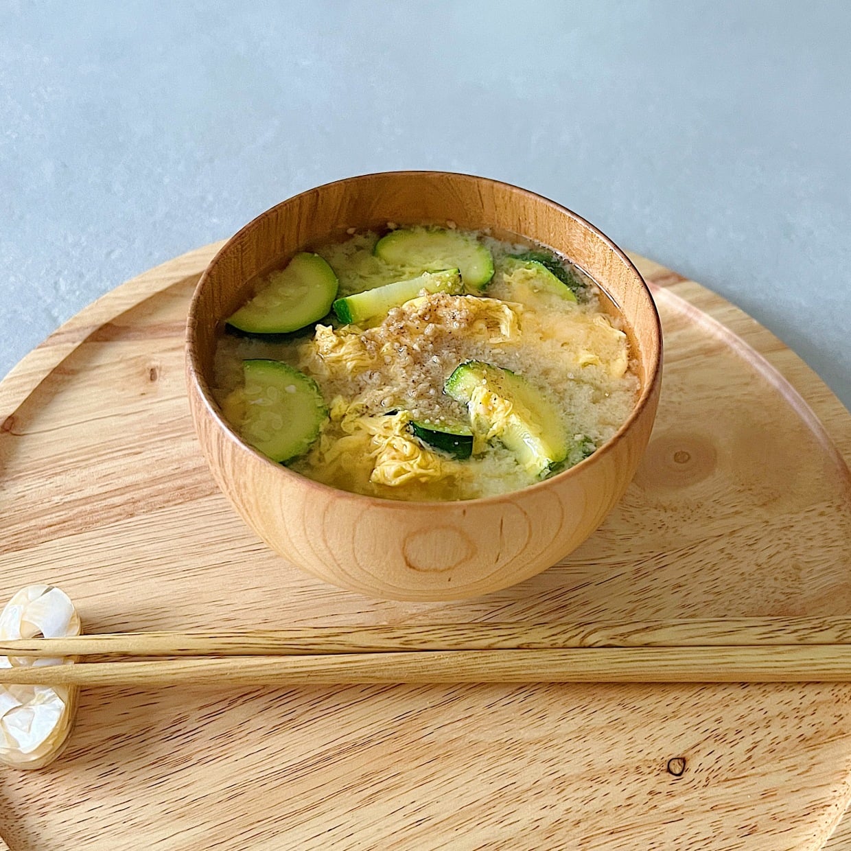  朝「みそ汁」に入れるだけ。食物繊維がたっぷりな旬の食材｜発酵食品マイスター・スキンケア指導士が解説 