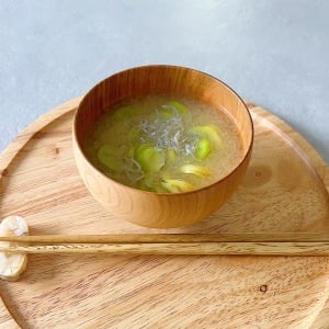 【40代からの骨ケア】朝のみそ汁に入れるだけ。たんぱく質や食物繊維を含む旬の食材