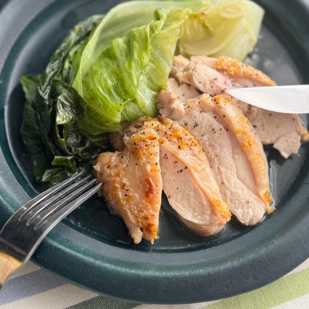  「レタス」1玉がペロリ。鶏肉と蒸すだけのさっぱりおかず｜時短料理家に学ぶ 