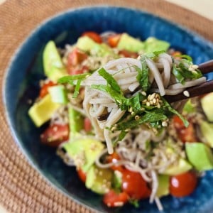 「アボカドって和食に合うの？」と思ったら合いすぎた。夏ランチに試してほしい意外なレシピ
