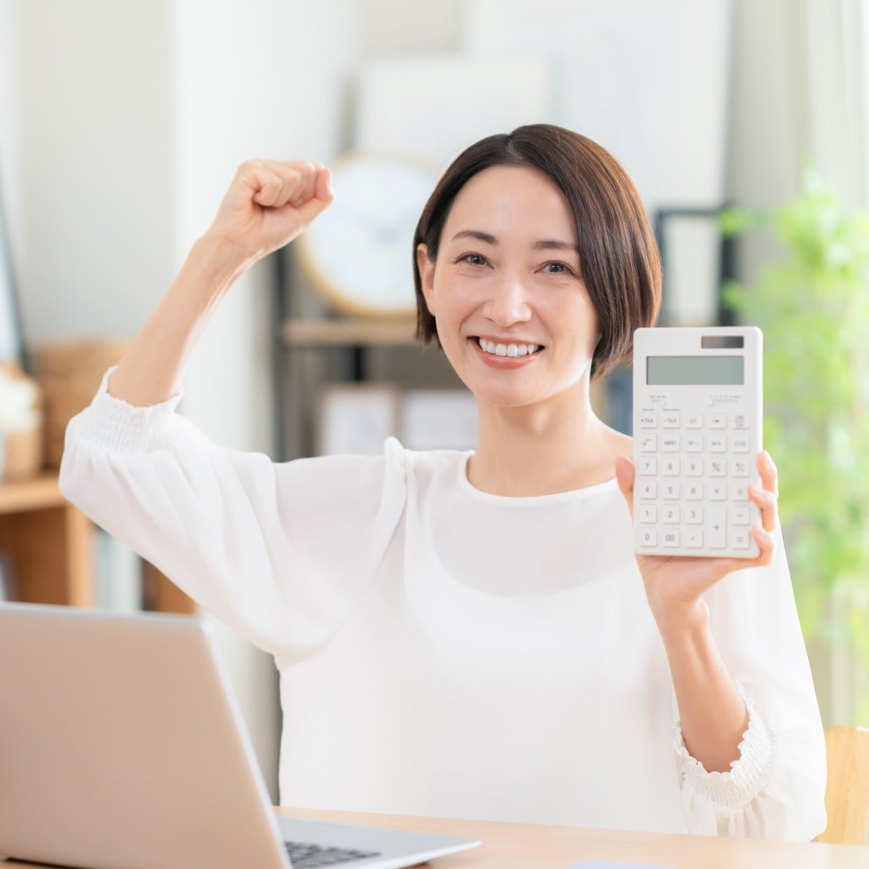  40代「貯蓄2000万円達成者」に共通する"やめたこと7選"｜FP解説 
