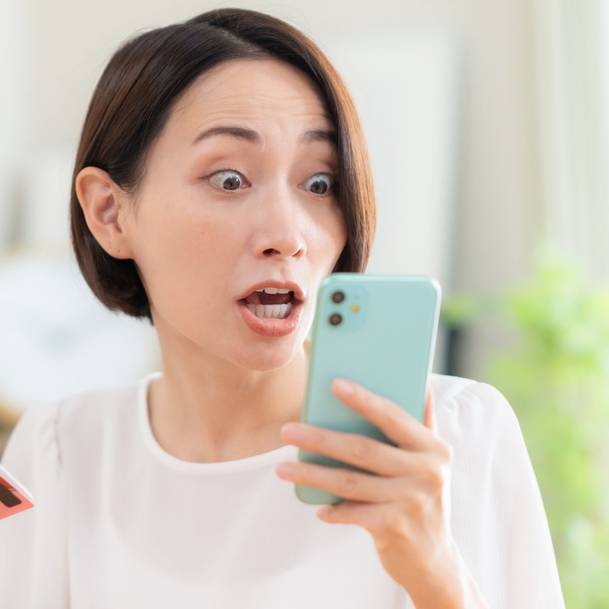  もしかして損してる？Wi-Fi中でもギガを消費するiPhoneの"隠れ設定" 