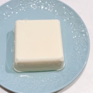 “3つの調味料”を混ぜるだけ。いつもの「冷奴」が“甘辛濃厚に化ける”【夏の食欲増進レシピ】
