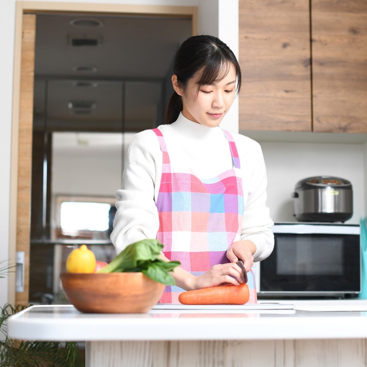  5人家族で食費3万円台。節約主婦が自炊を続けるために毎朝やる"3つの家事" 